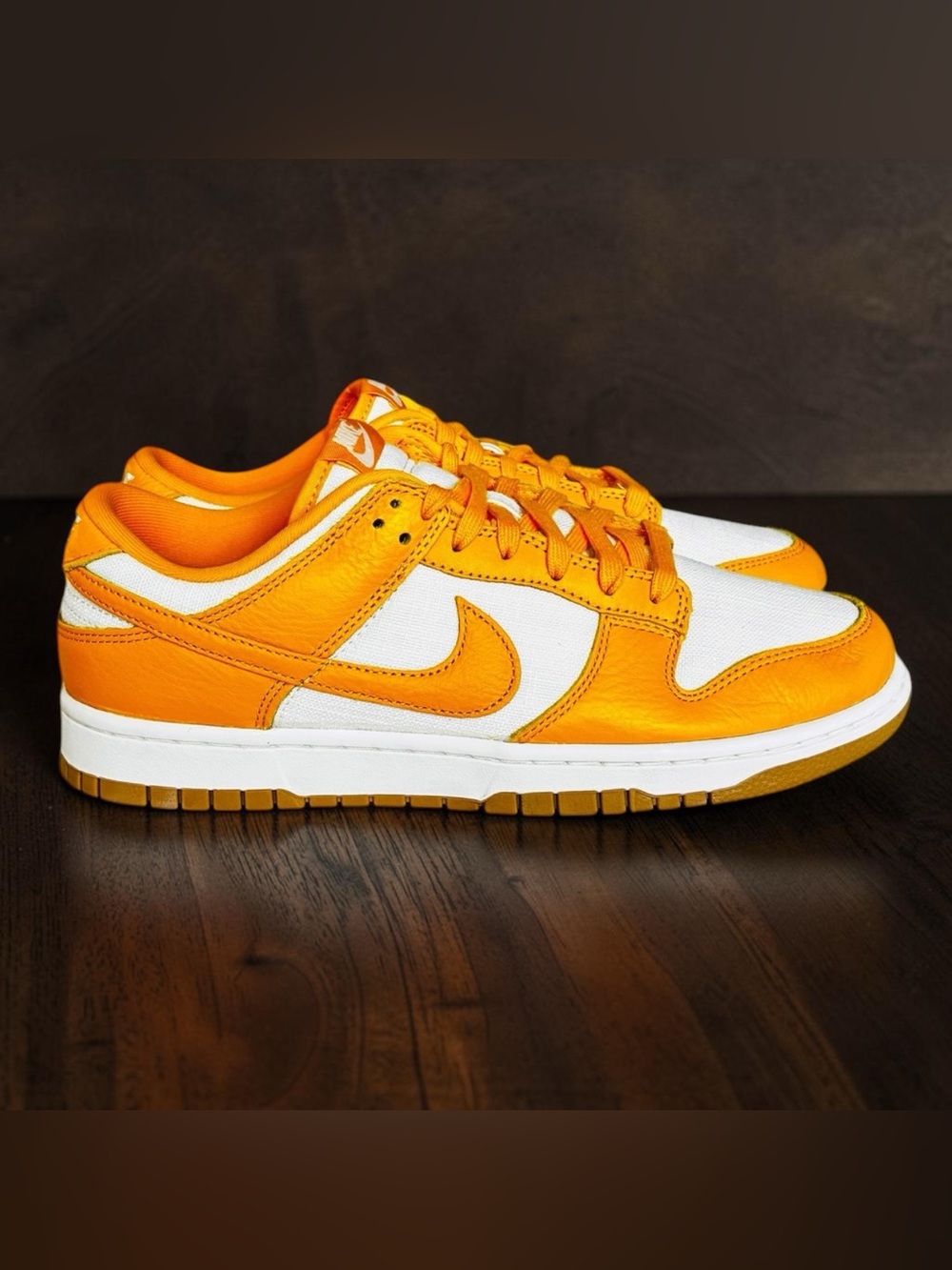 Nike Dunk Low Retro Premium in University Gold Size 10.5 men (US)NEW